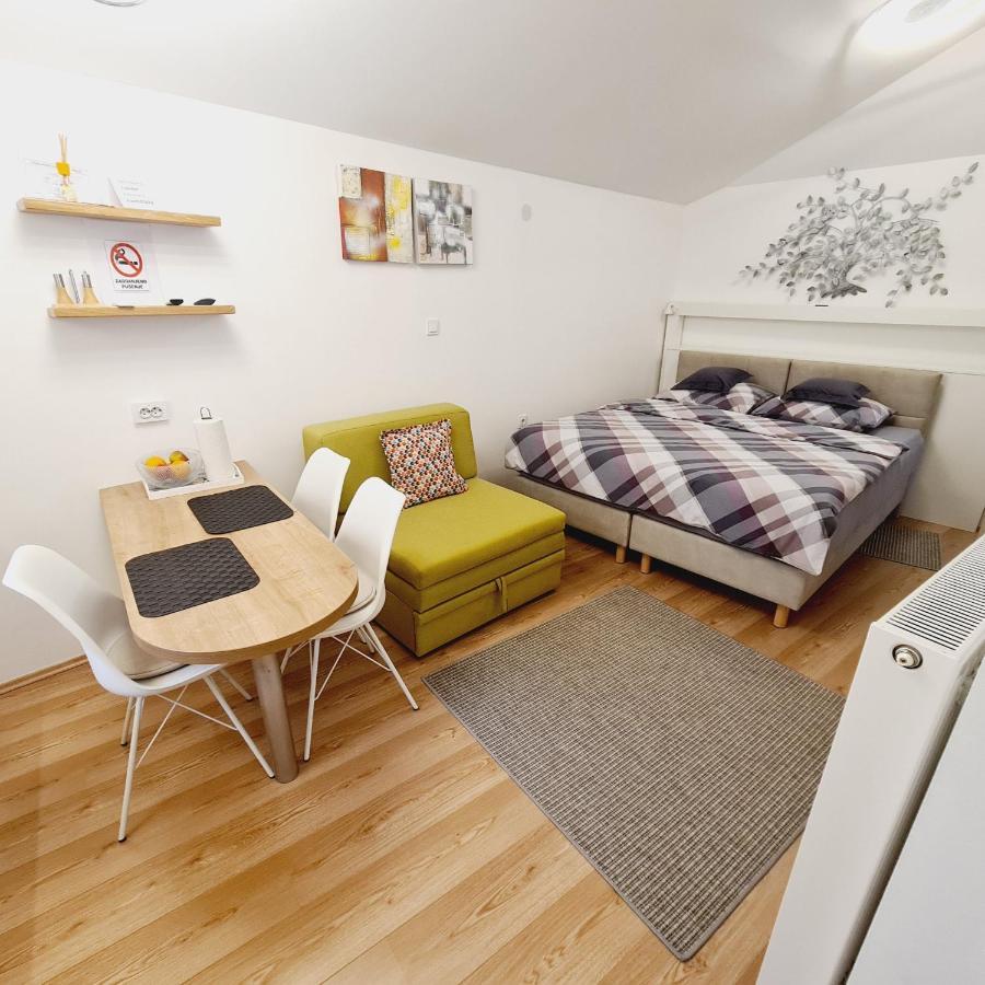 Cozy Studio Apartment Tian In Zagreb Ngoại thất bức ảnh